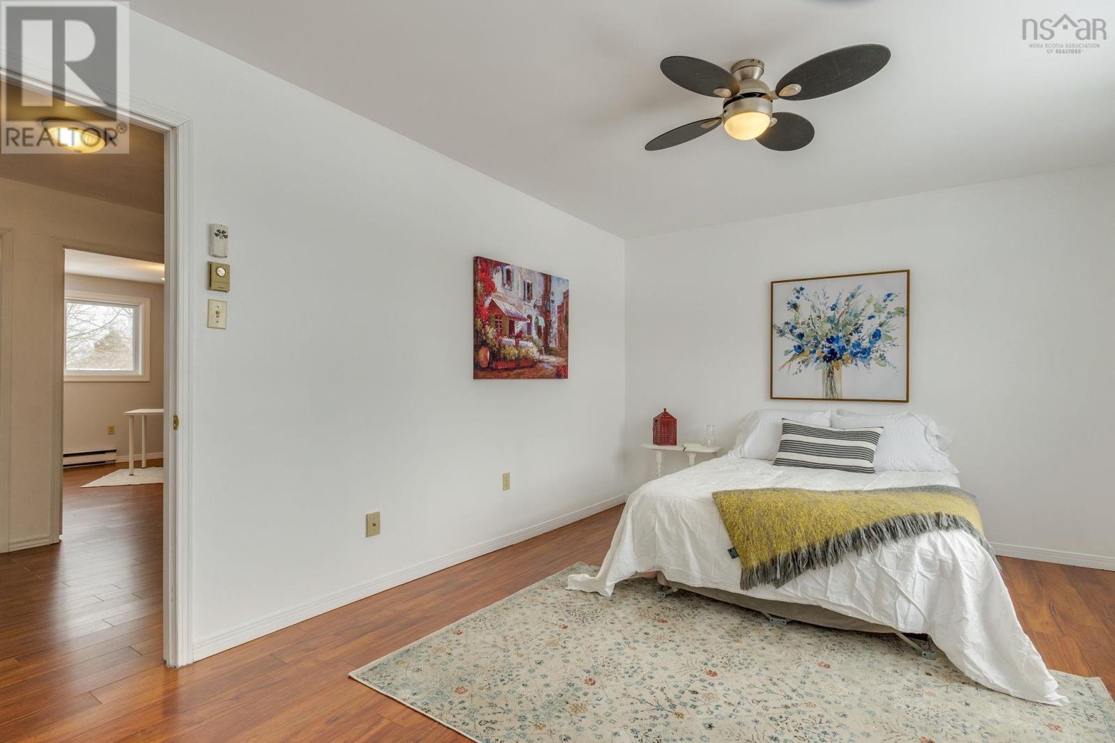 Property 18 of 39 of 87 Chameau Crescent