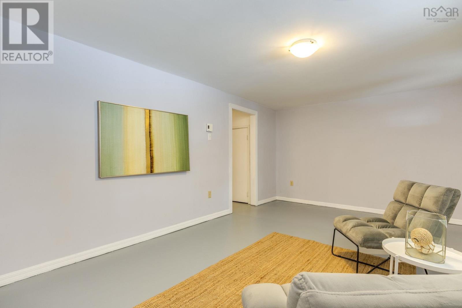 Property 30 of 39 of 87 Chameau Crescent