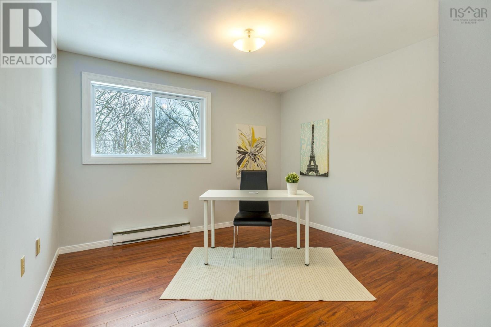 Property 24 of 39 of 87 Chameau Crescent