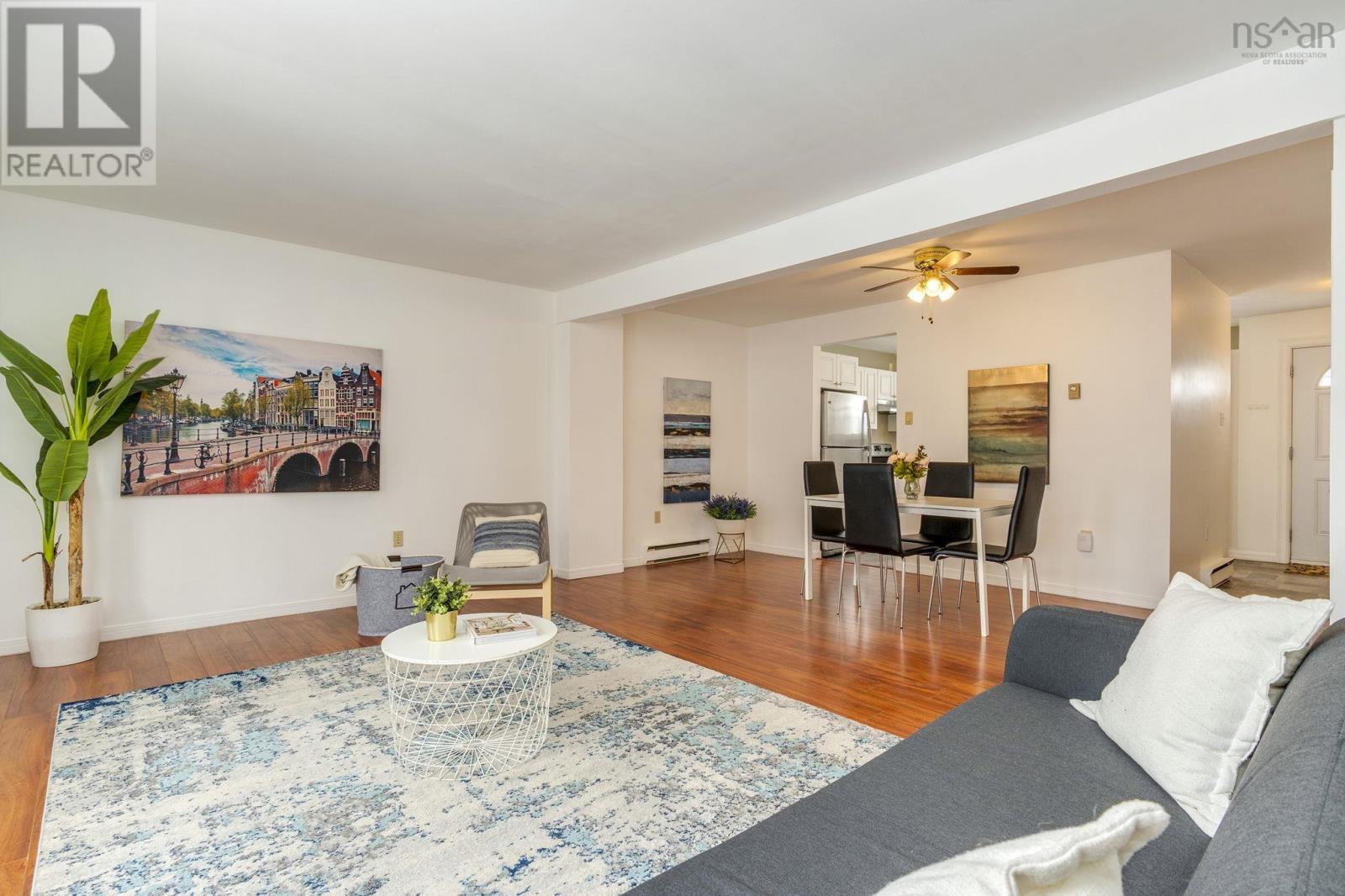 Property 17 of 39 of 87 Chameau Crescent