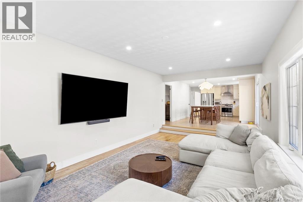 173 WIGGINS DRIVE - 18
