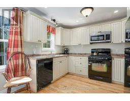 107-3 - 1052 Rat Bay Road, Lake Of Bays, ON P1H2J6 Photo 11
