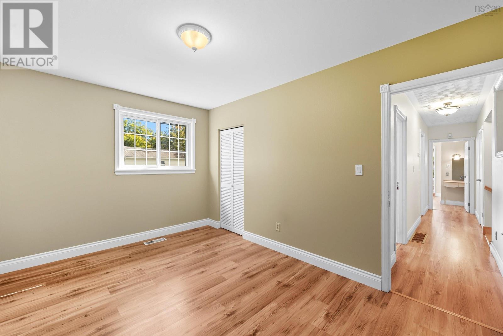 Property 23 of 50 of 206 Lakeview Road