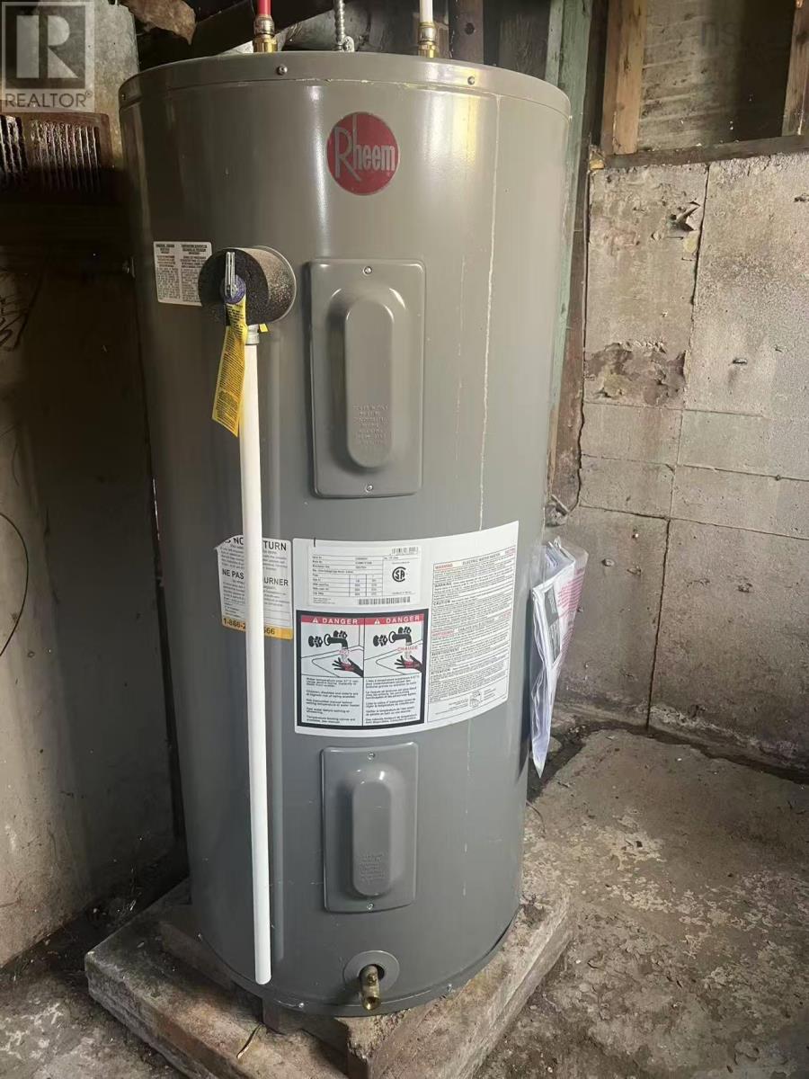 Property 18 of 18 of 123 Lorne Street