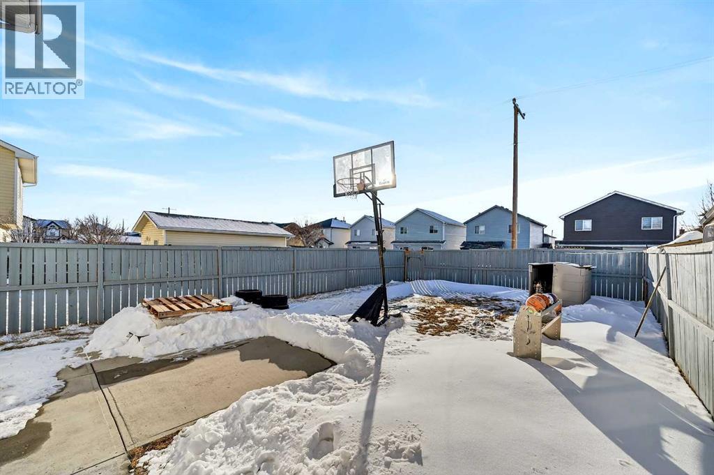 Single Family House 4 Level for Sale in  Martin Crossing Way NE Martindale Calgary 