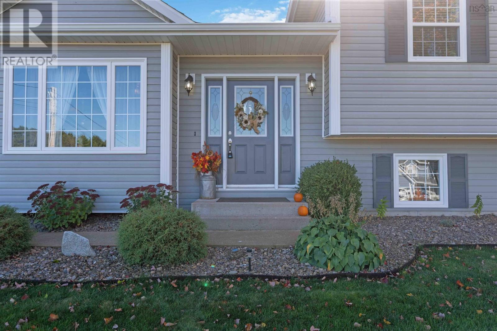 Property 2 of 48 of 40 Terra Nova Drive