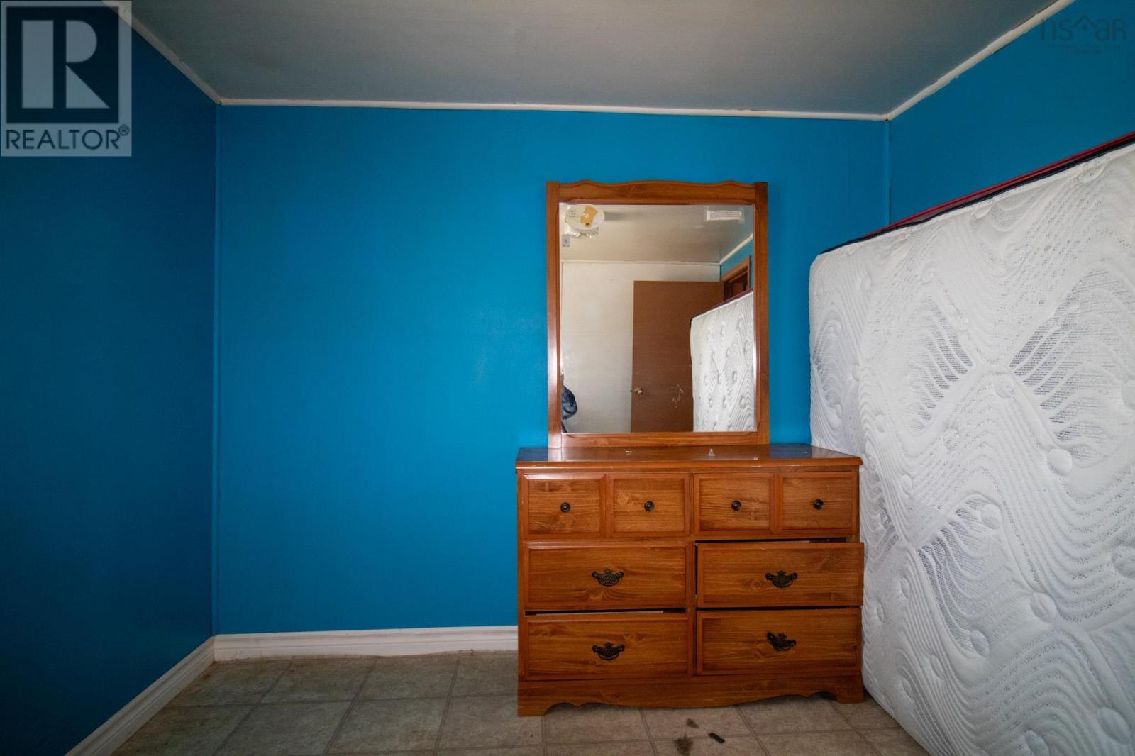 Property 15 of 16 of 7870 Highway 354