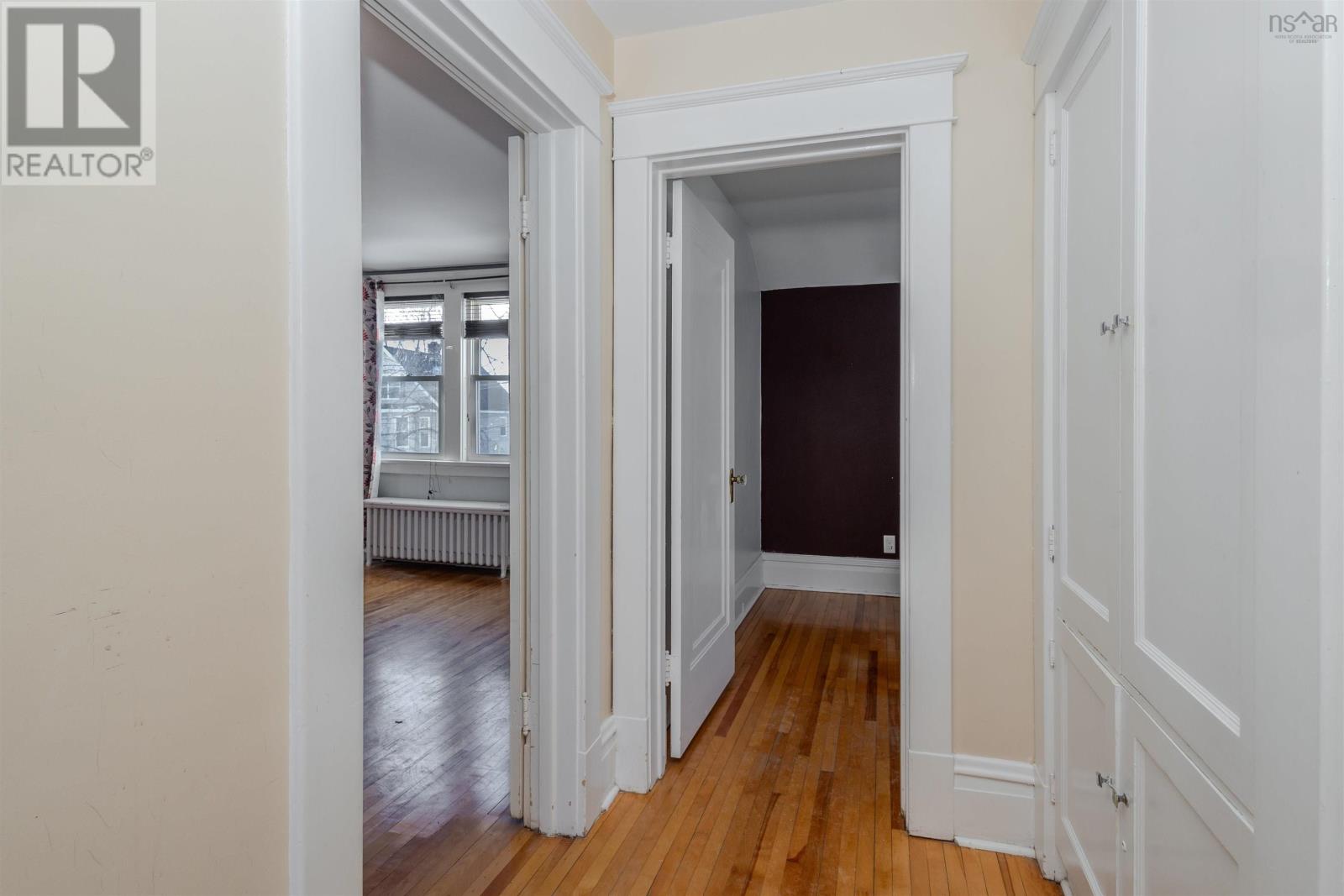 Property 23 of 34 of 194 Park Street