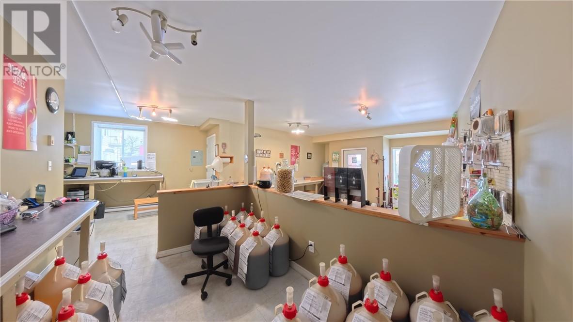 11 Worthington Street