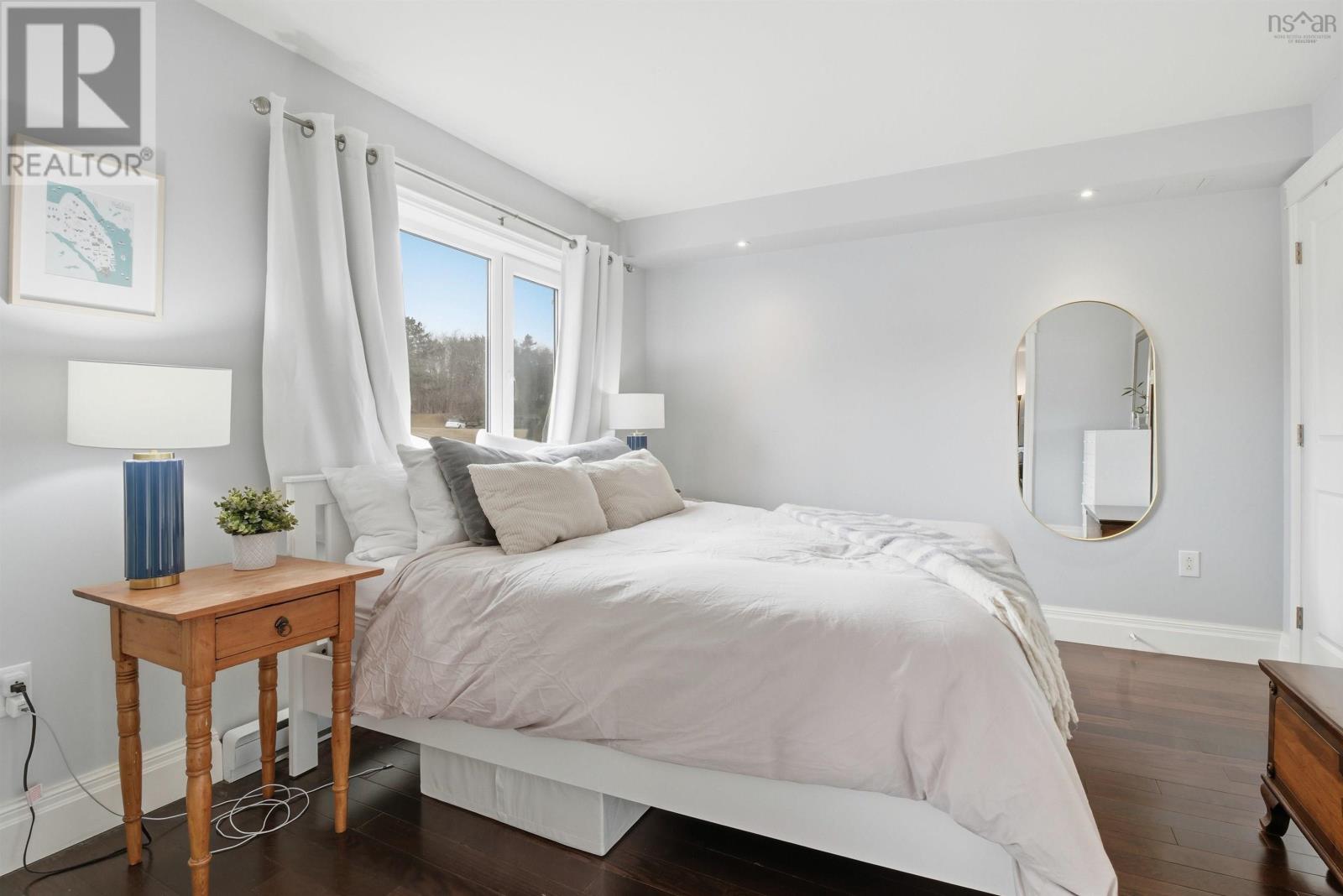 Property 18 of 27 of 123 45 Vimy Avenue