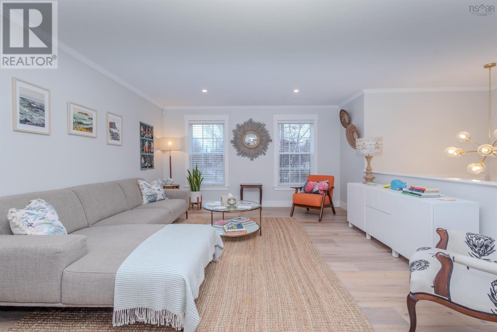 Property 19 of 45 of 44 Ferndell Crescent