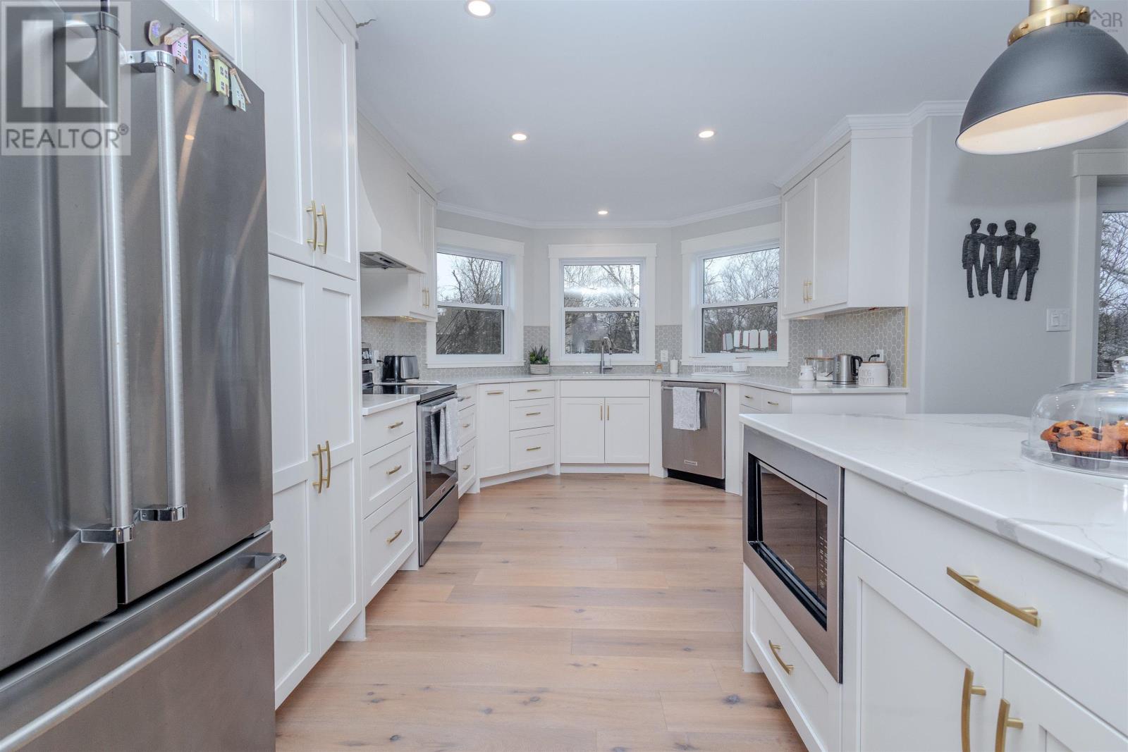 Property 25 of 45 of 44 Ferndell Crescent