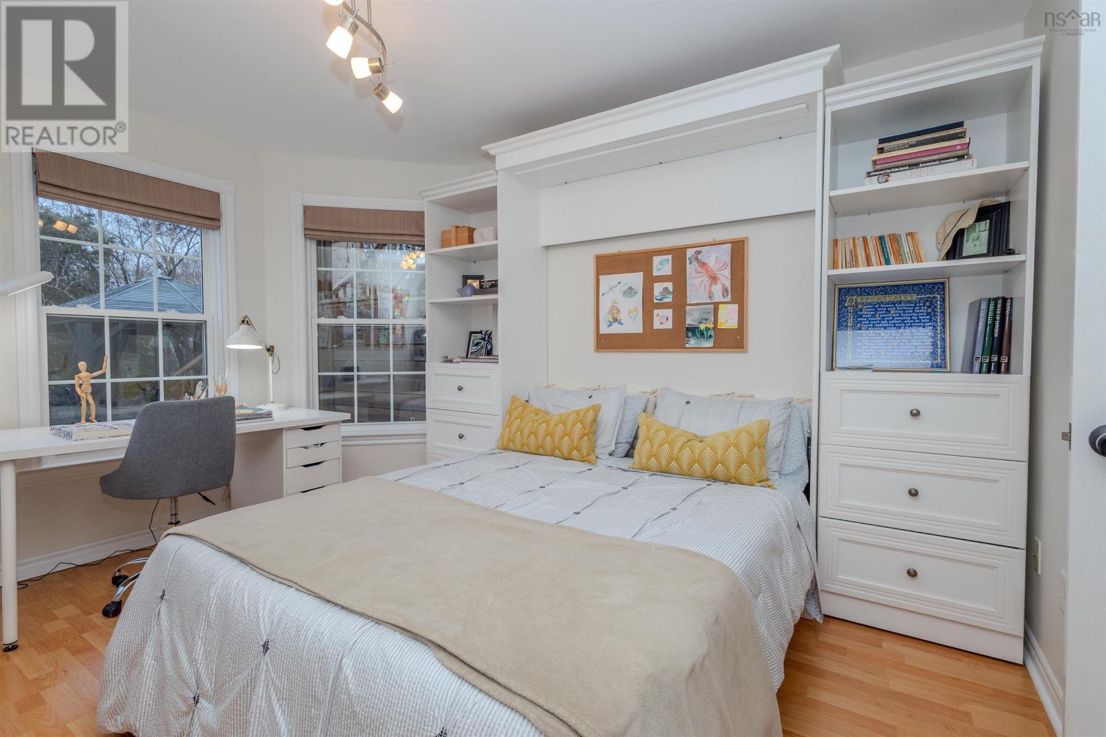 Property 43 of 45 of 44 Ferndell Crescent