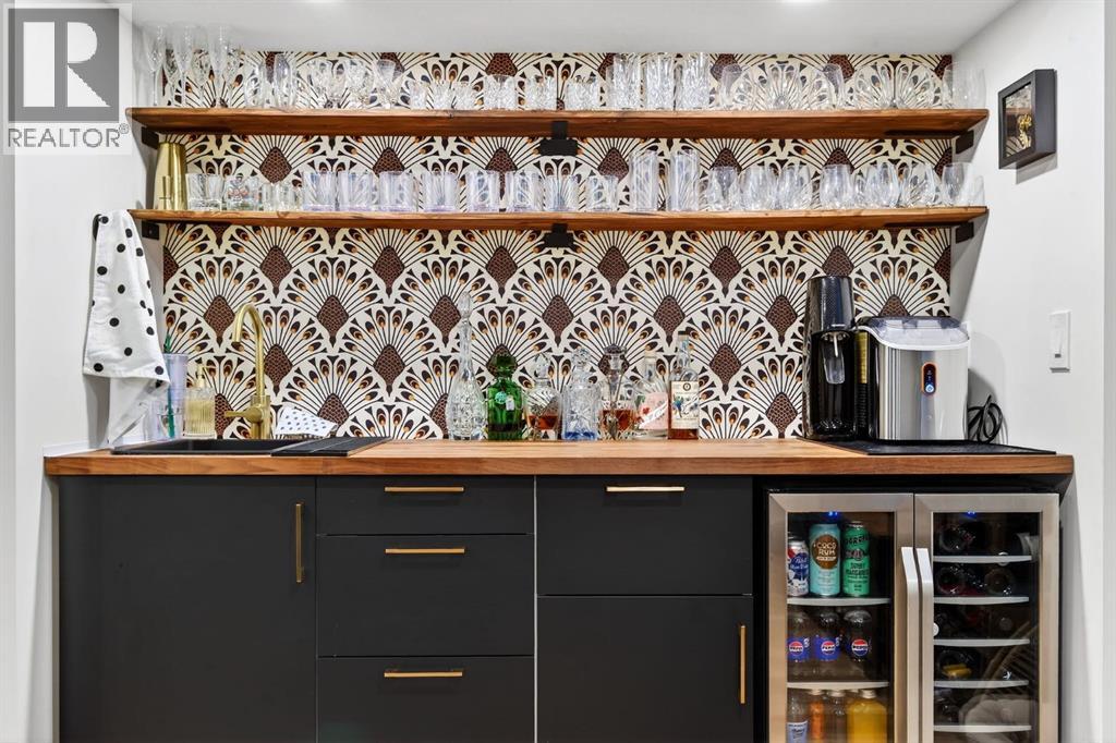 Single Family House Bungalow for Sale in  Mackid Crescent NE Mayland Heights Calgary 