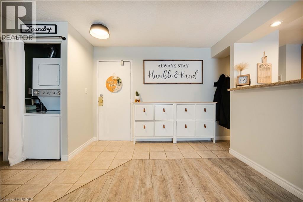 #304 793 COLBORNE Street E - 2