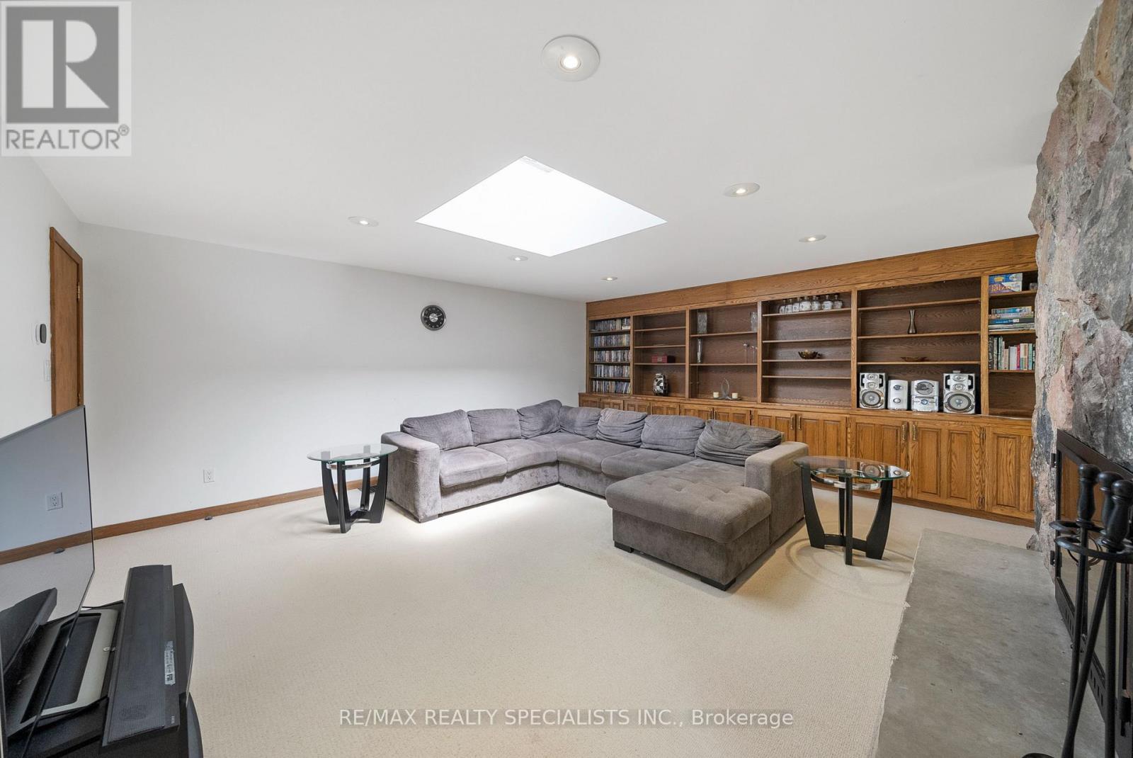 15139 ROCKSIDE ROAD