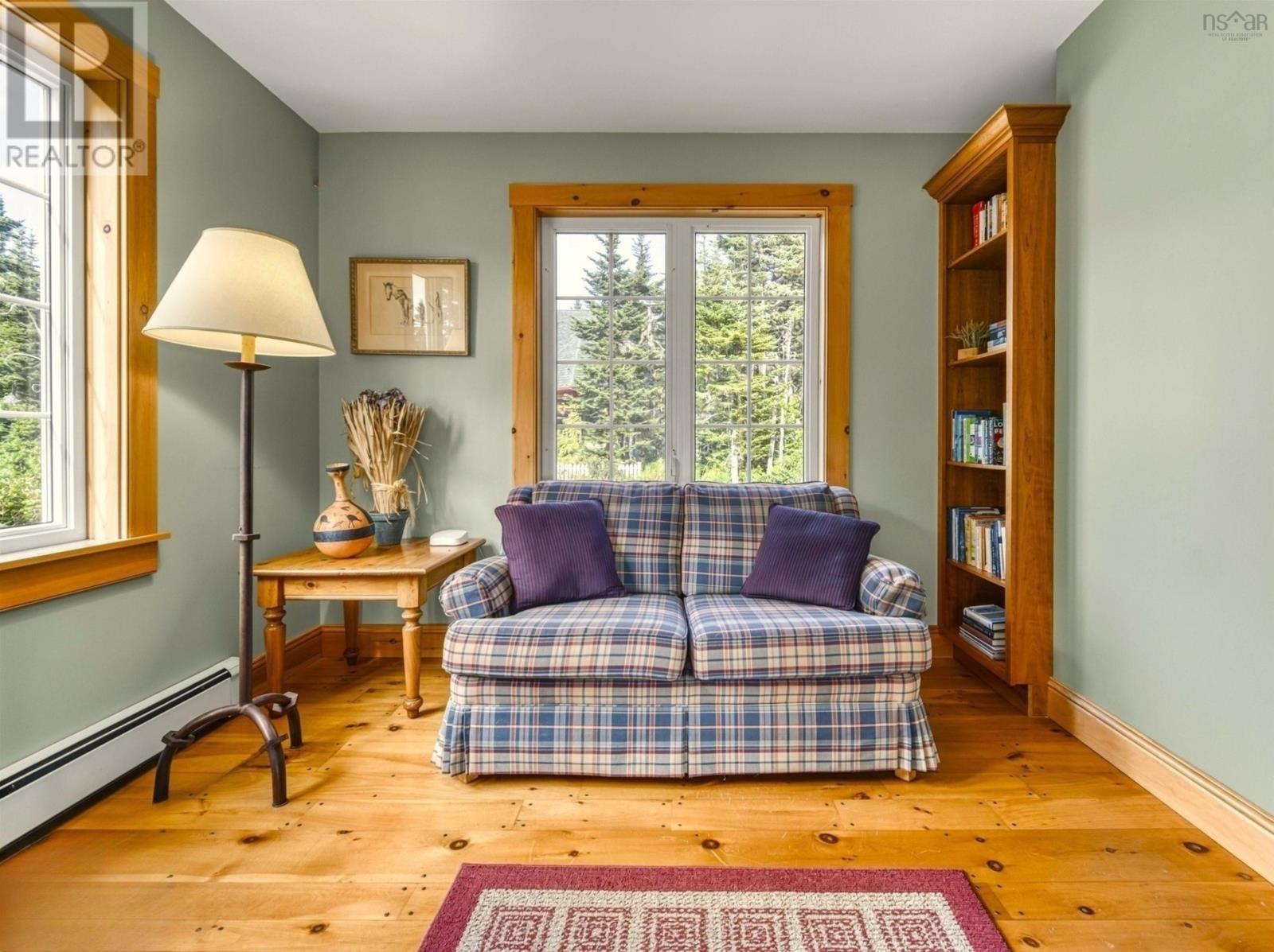 Property 23 of 50 of 20 Pierce Point Road