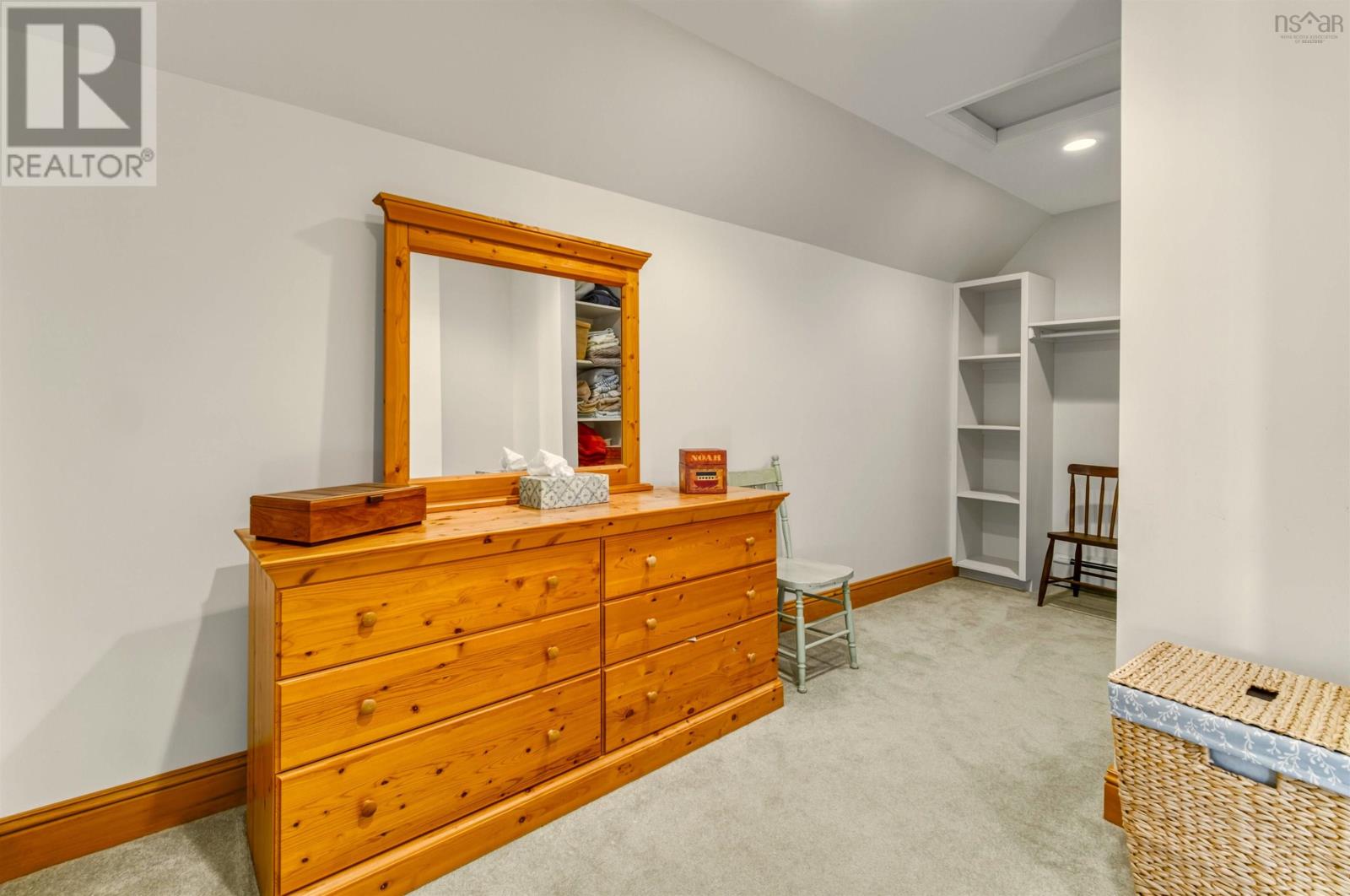 Property 29 of 50 of 20 Pierce Point Road