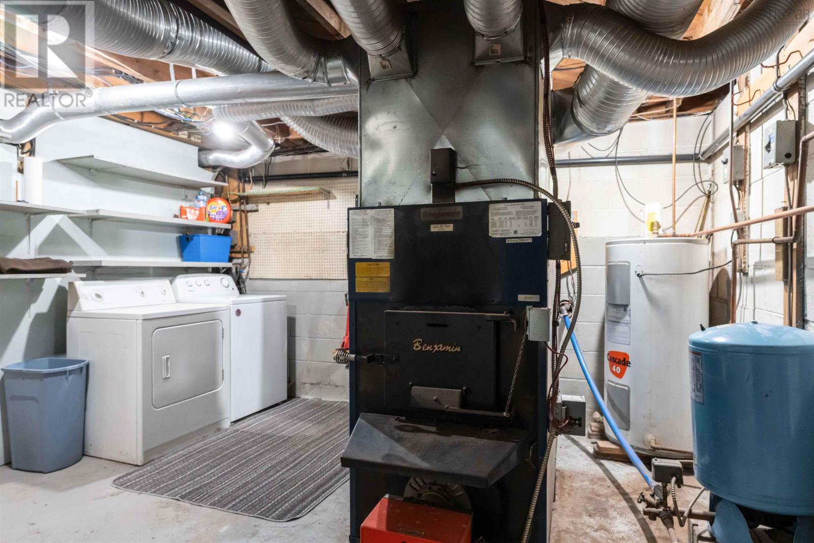 Property 40 of 51 of 483 Lighthouse Road