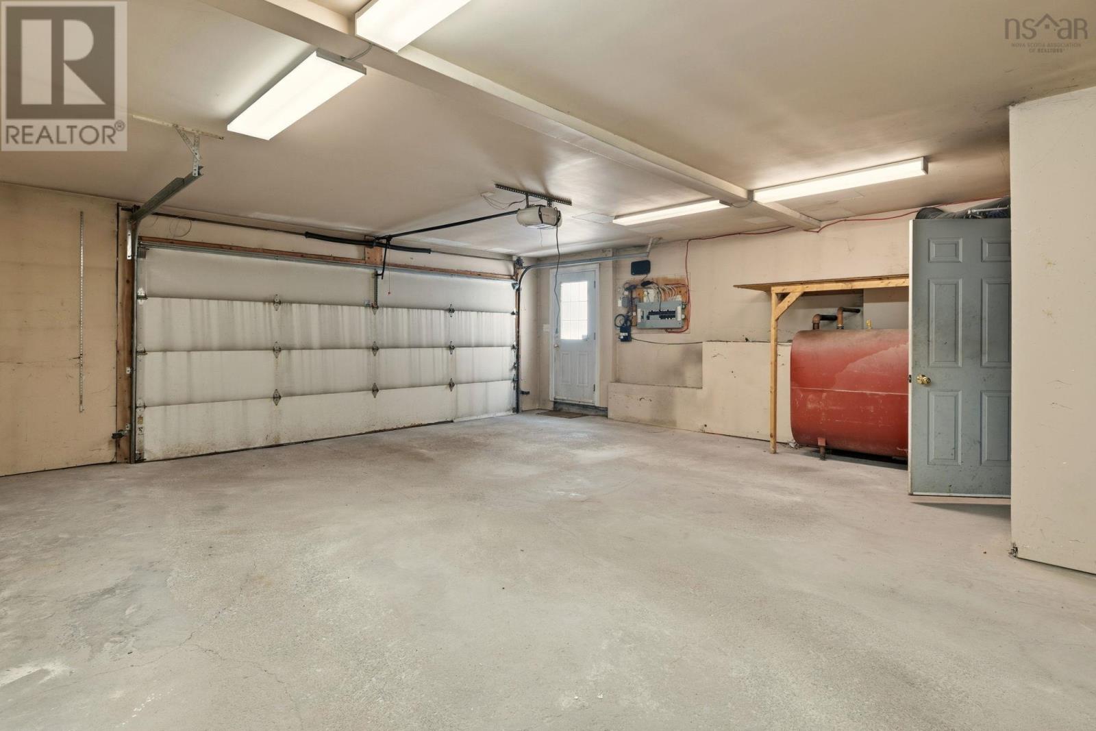 Property 26 of 31 of 1 Lanshaw Close