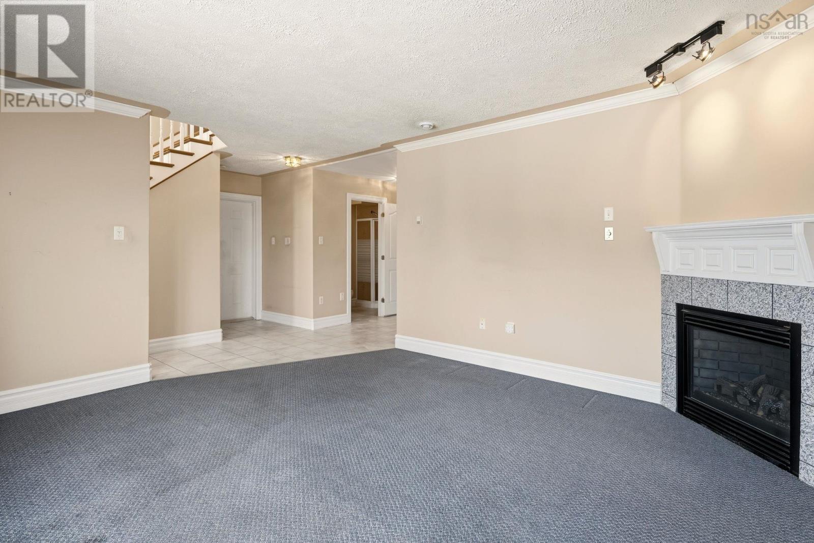 Property 22 of 31 of 1 Lanshaw Close