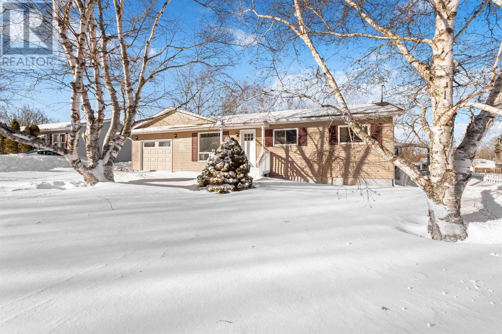 21 Sherry Avenue - Photo 4 of 50, Kentville, Nova Scotia