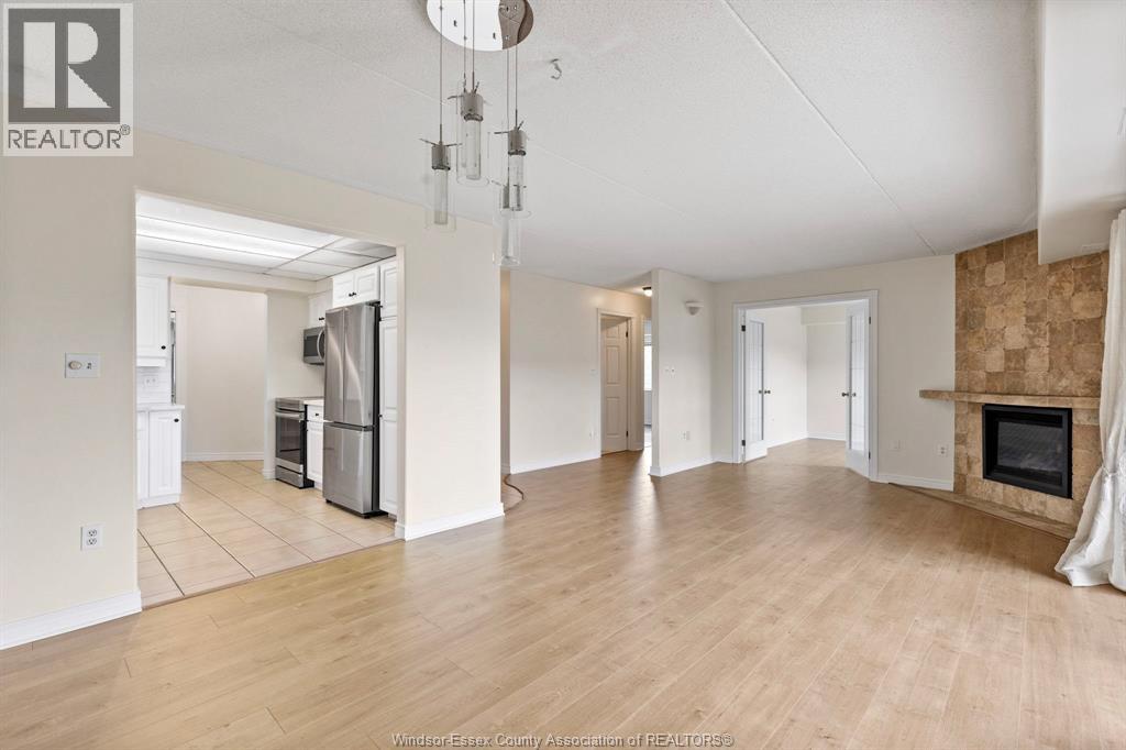 320 VILLAGE GROVE Unit# 204 - Photo 3 of 33, Tecumseh, Ontario