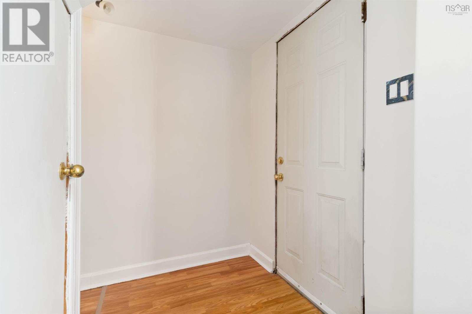 Property 24 of 50 of 4 Hayes Street