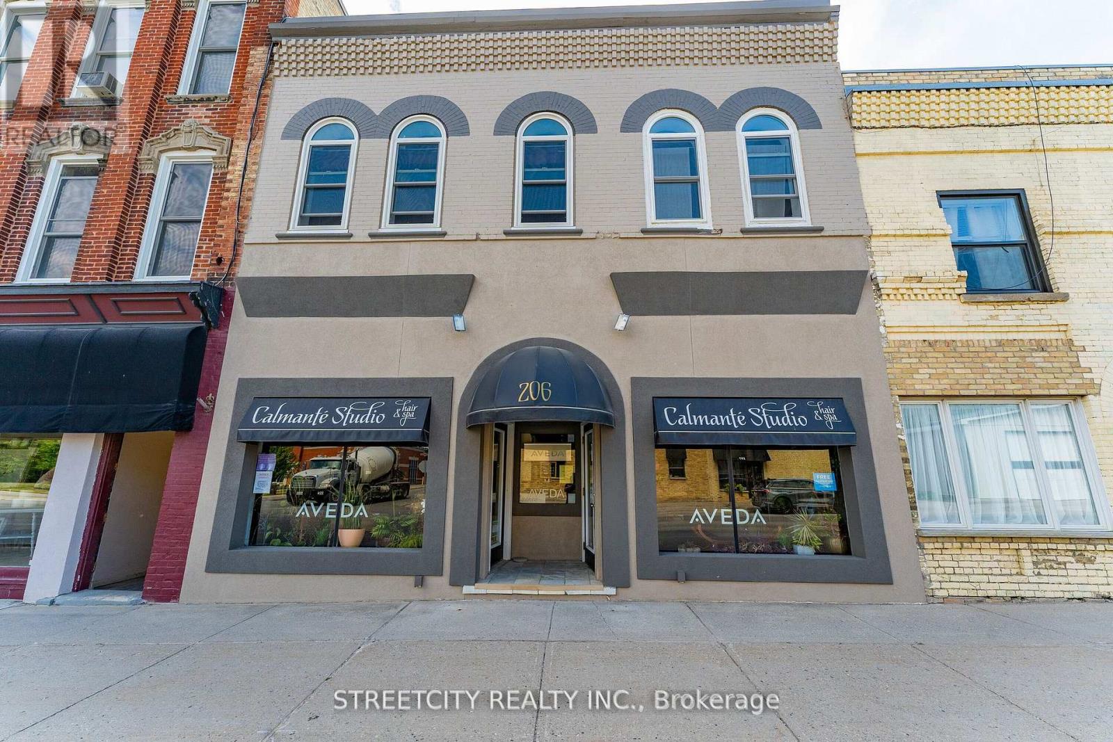 206 MAIN STREET, North Middlesex (Parkhill), Ontario