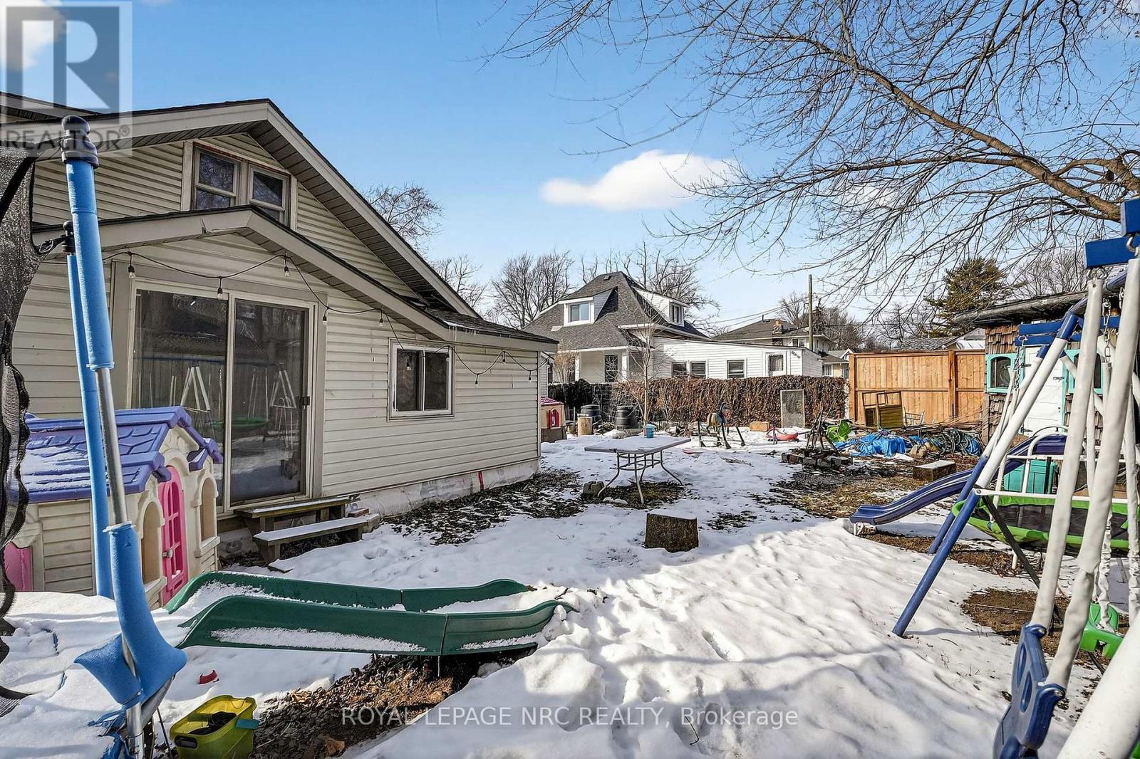 226 DERBY ROAD — photo 48