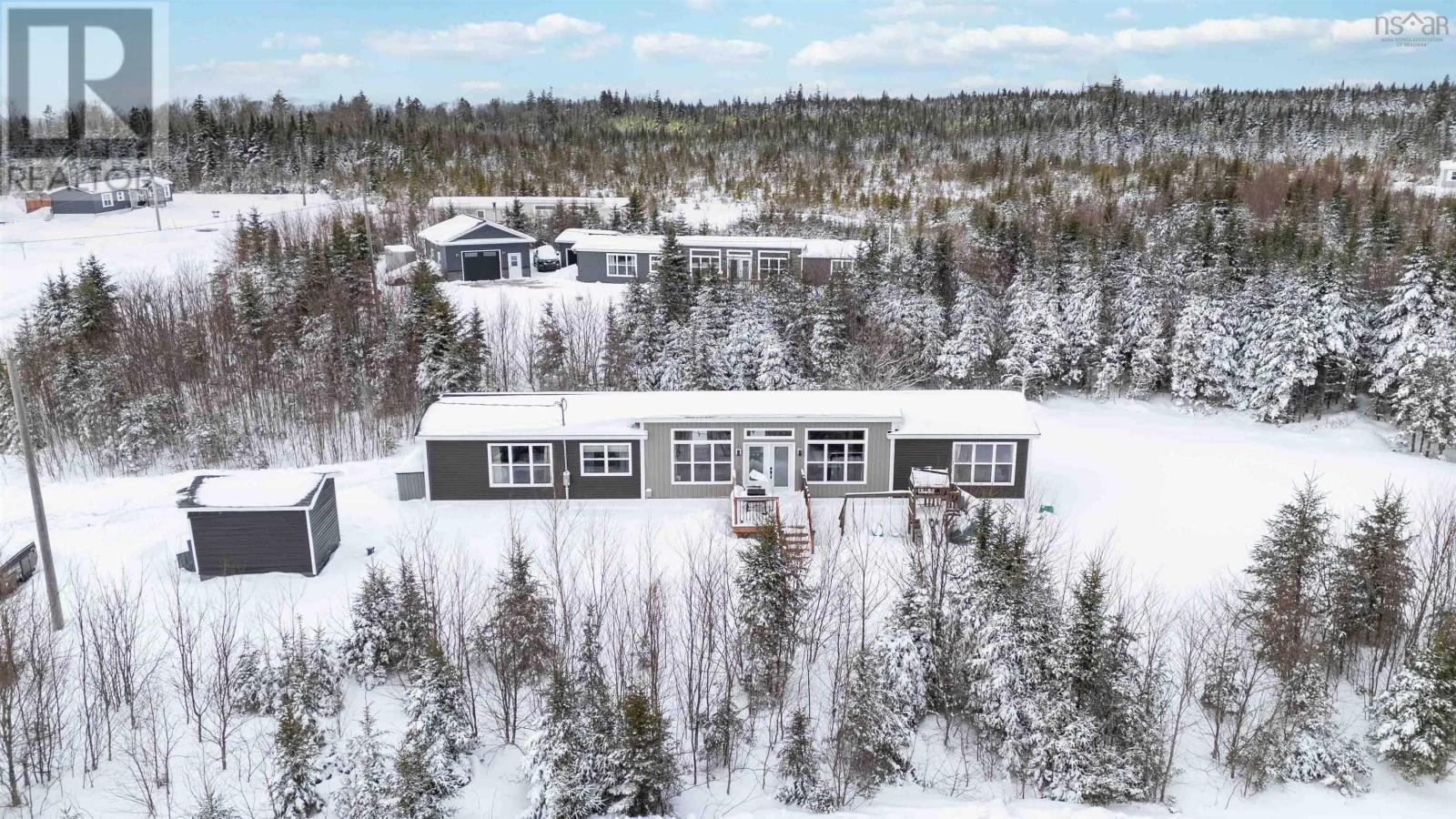 Property photo of 33 Jet Court