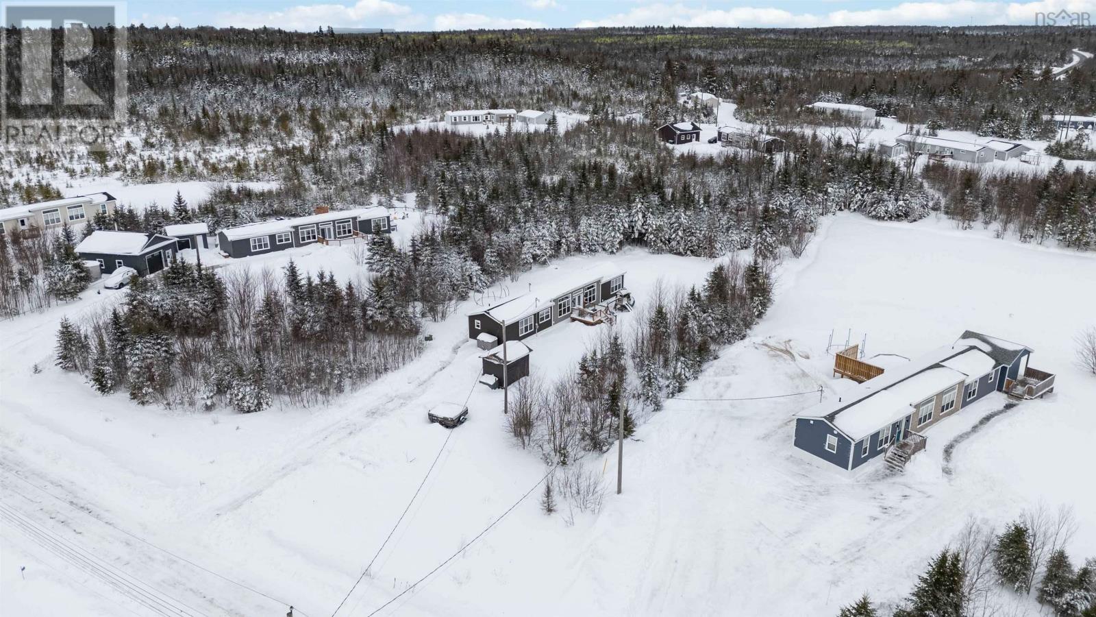 Property 36 of 38 of 33 Jet Court