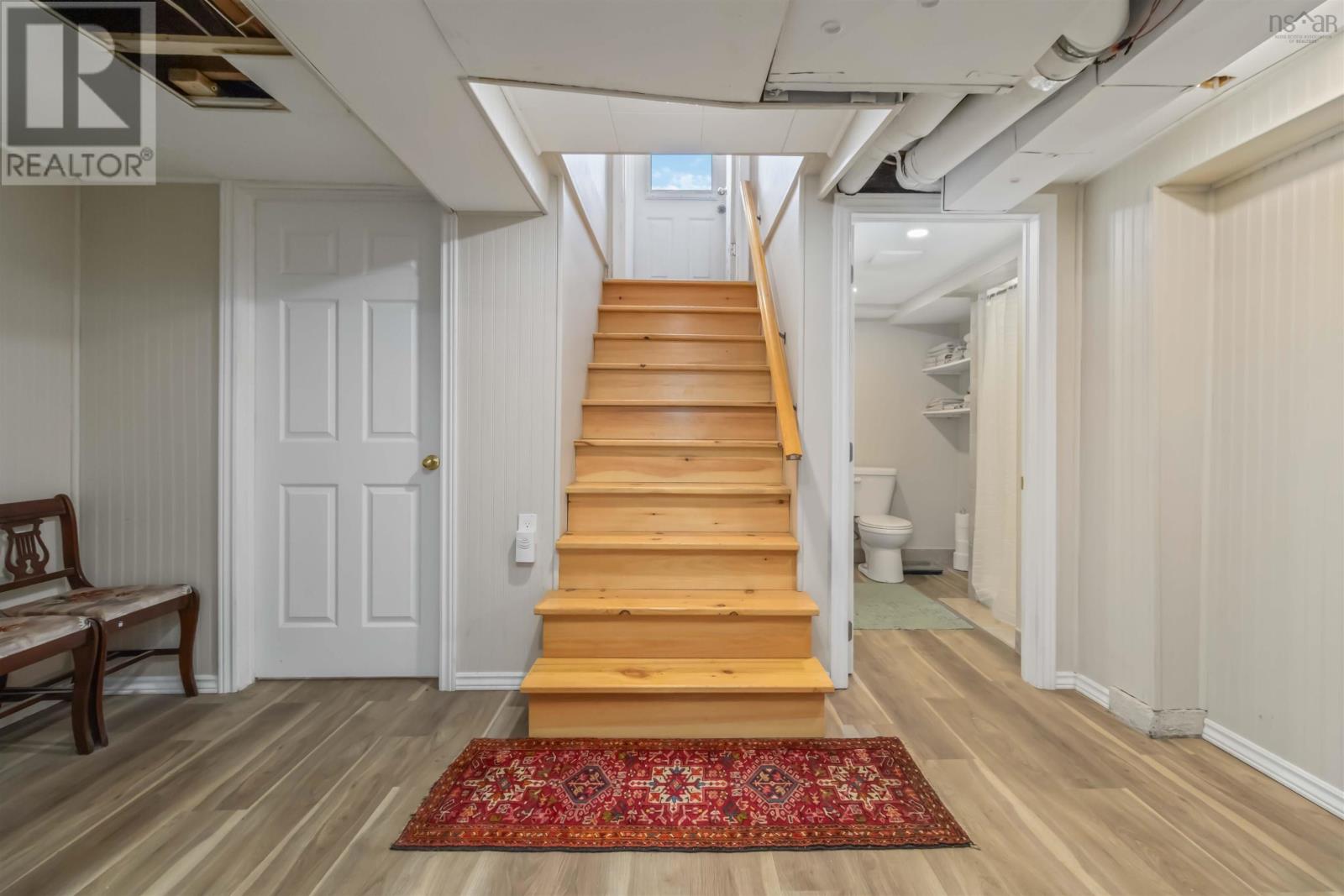 Property 27 of 50 of 83 Victoria Road