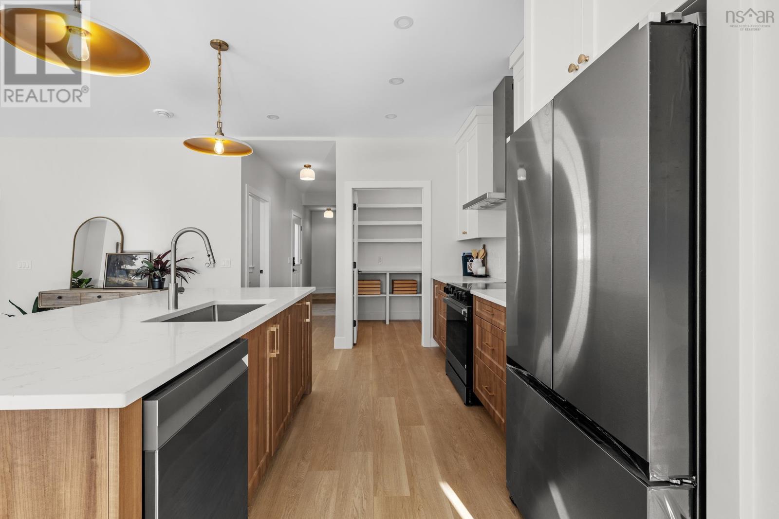 Property 14 of 49 of 85 Hillside Drive