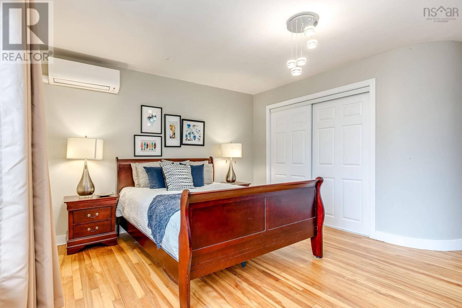 Property 10 of 41 of 37 Sherbrooke Drive