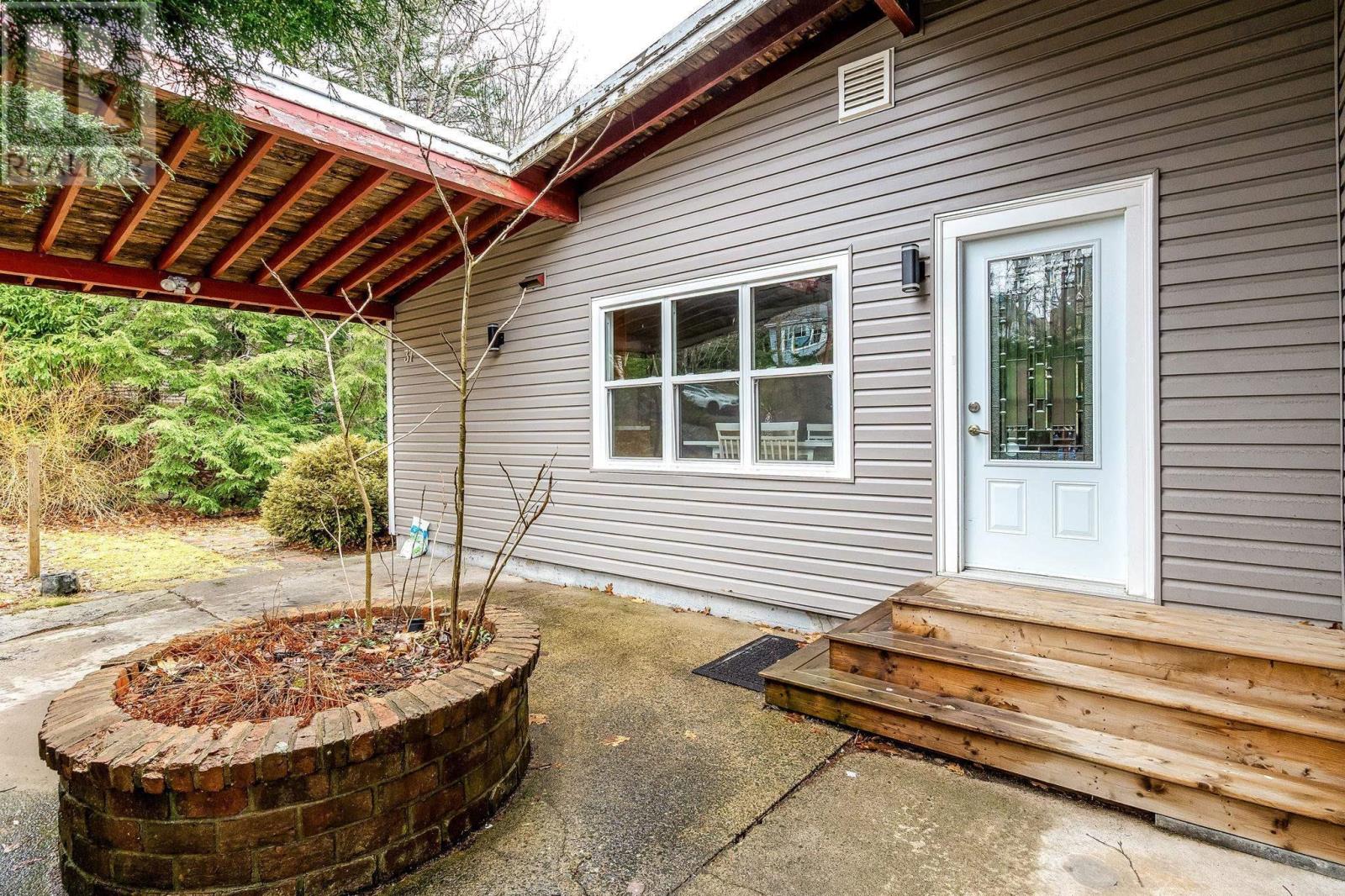 Property 3 of 41 of 37 Sherbrooke Drive