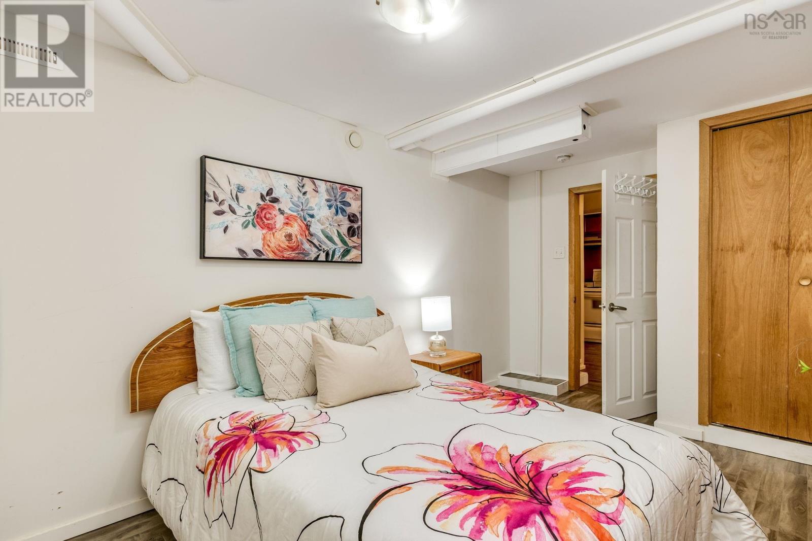 Property 28 of 41 of 37 Sherbrooke Drive