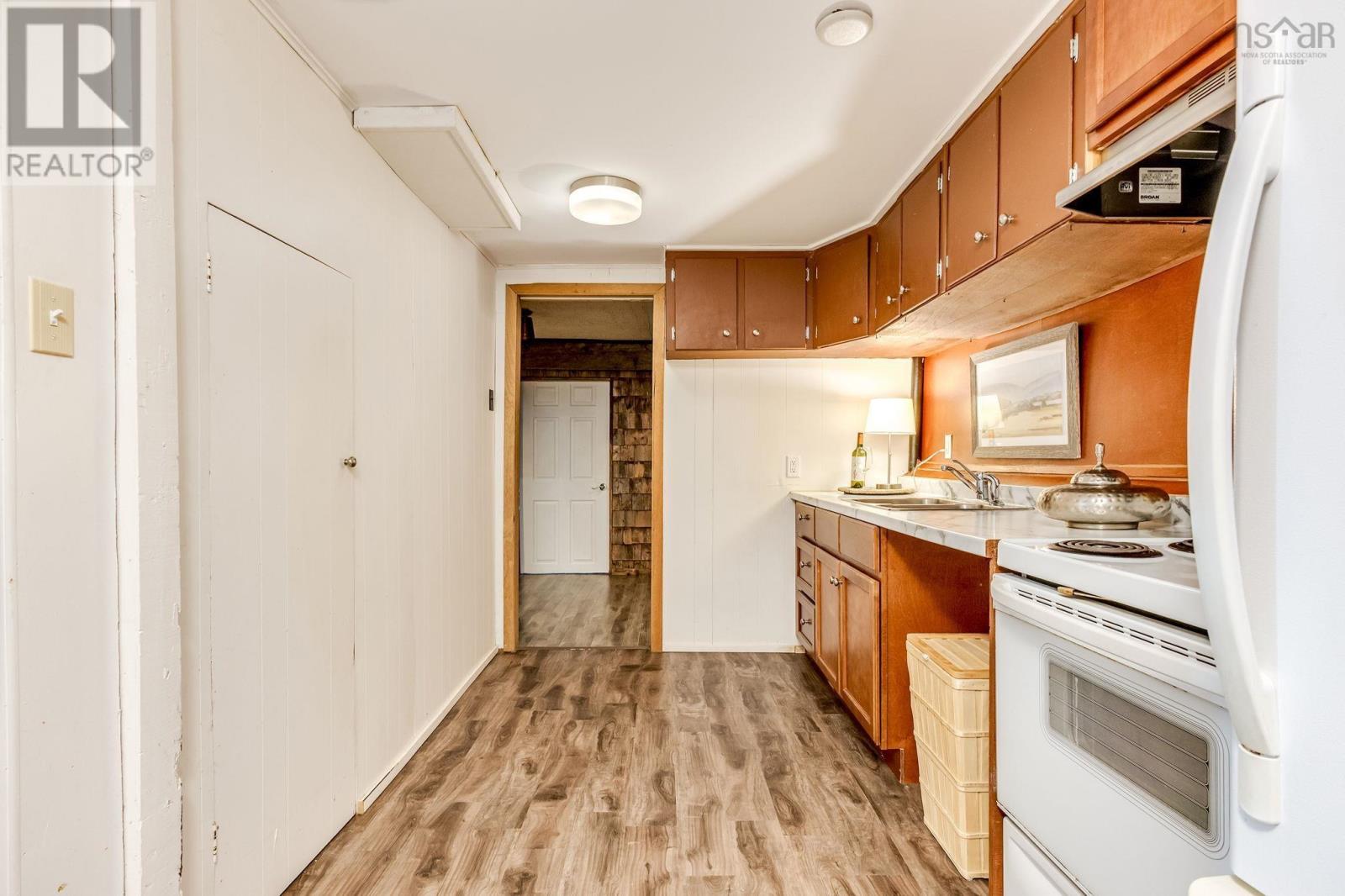 Property 25 of 41 of 37 Sherbrooke Drive