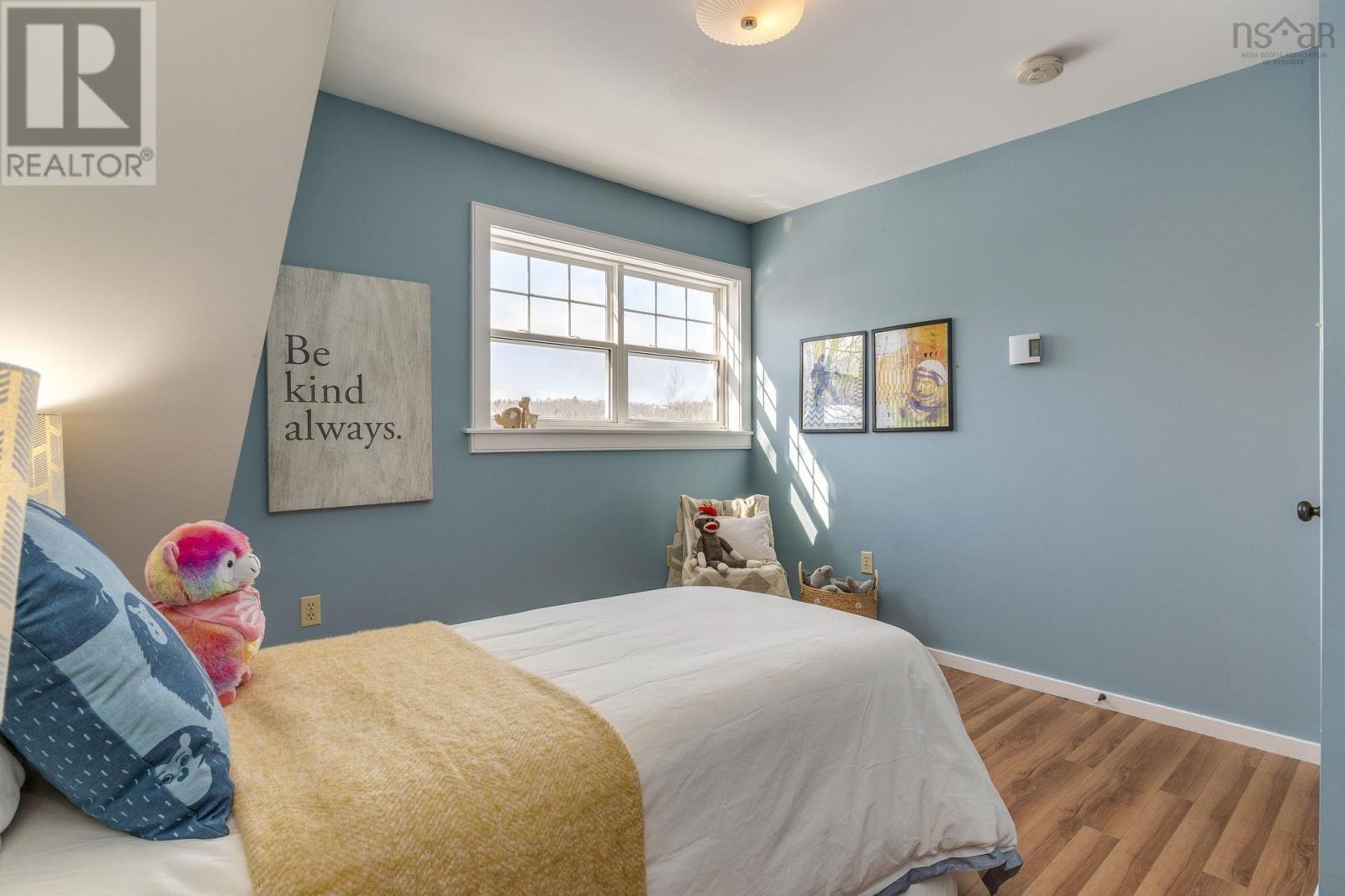 Property 26 of 49 of 49/51 Ascot Way