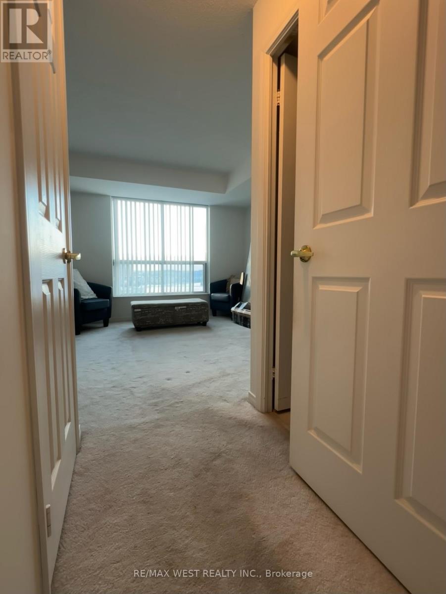 #909 4850 GLEN ERIN DRIVE - 14