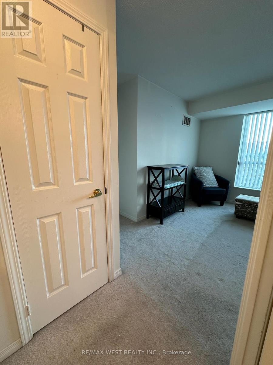 #909 4850 GLEN ERIN DRIVE - 15