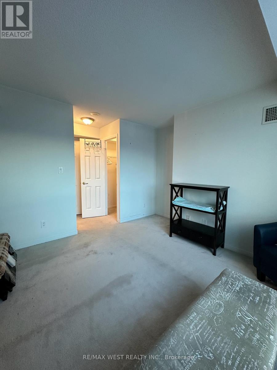 #909 4850 GLEN ERIN DRIVE - 20