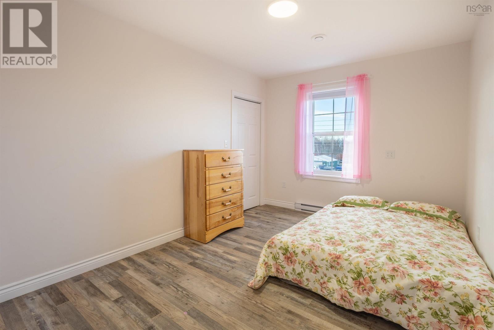 Property 24 of 39 of 157 Lake Road