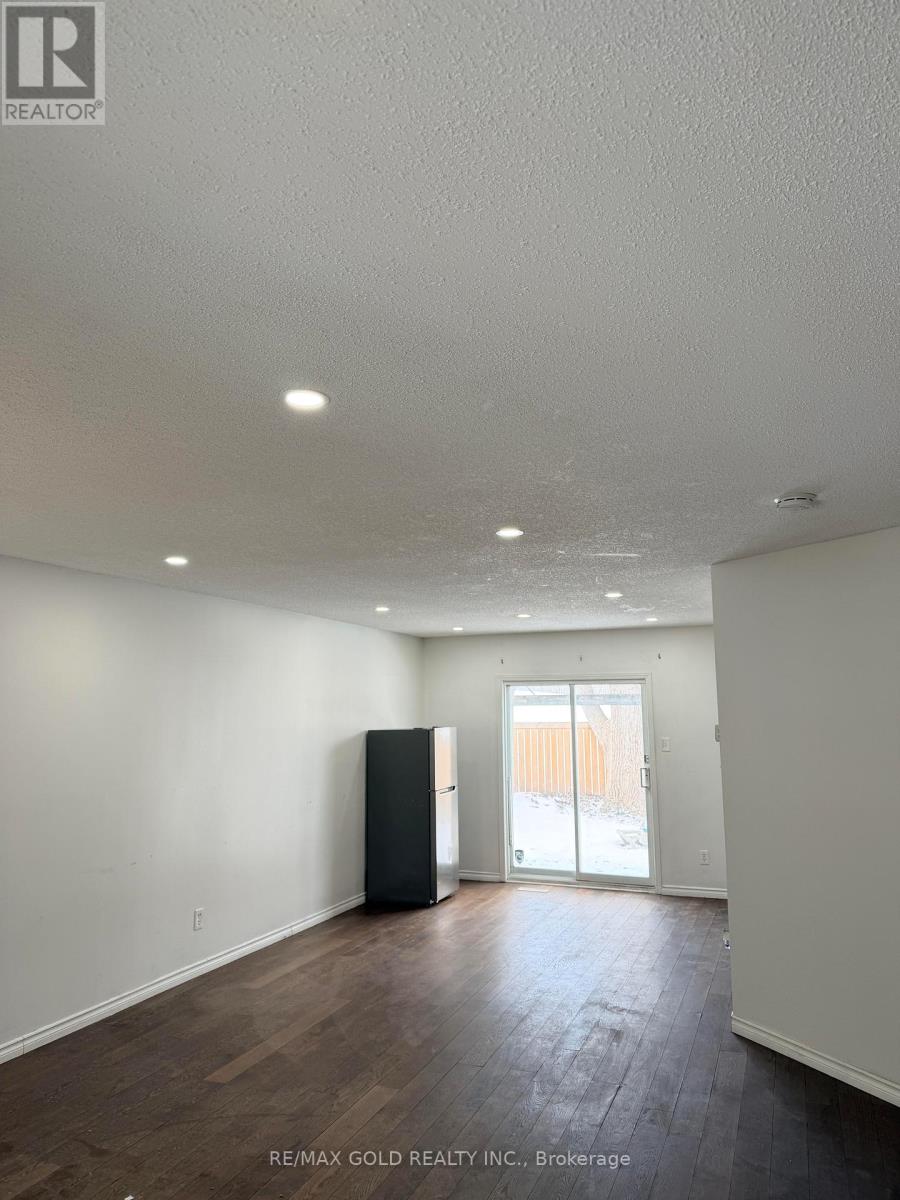 222 FLEMING DRIVE - 6