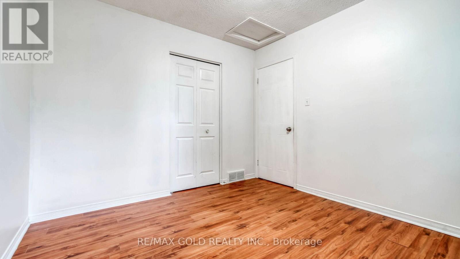 222 FLEMING DRIVE - 15