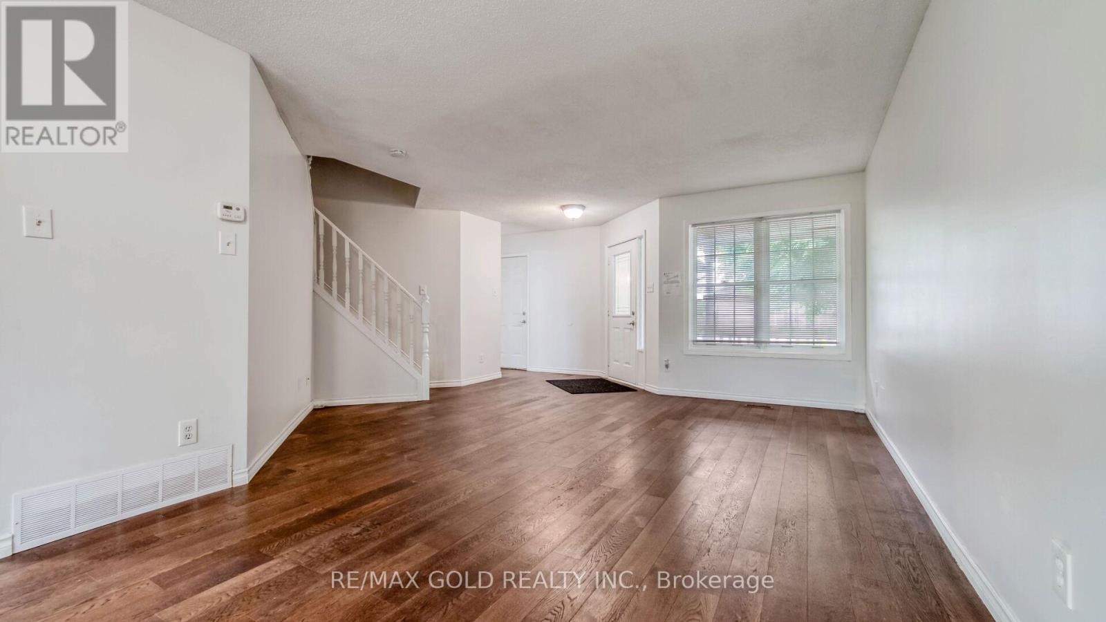 222 FLEMING DRIVE - 8