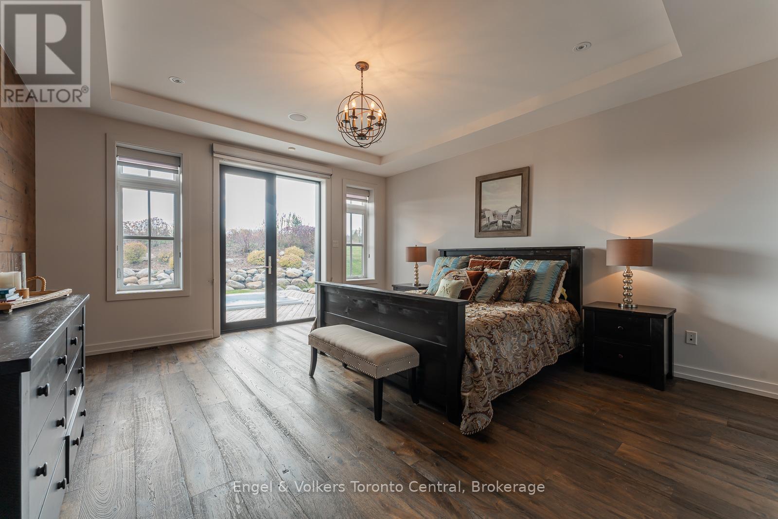 280 SUNSET BOULEVARD - 22