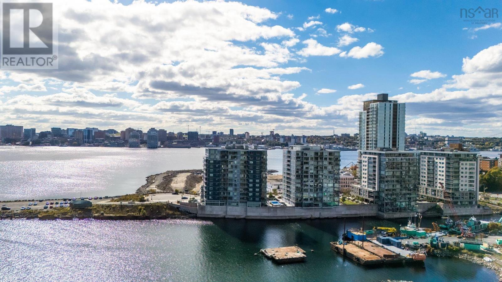 Property 43 of 49 of 607 31 Kings Wharf Place