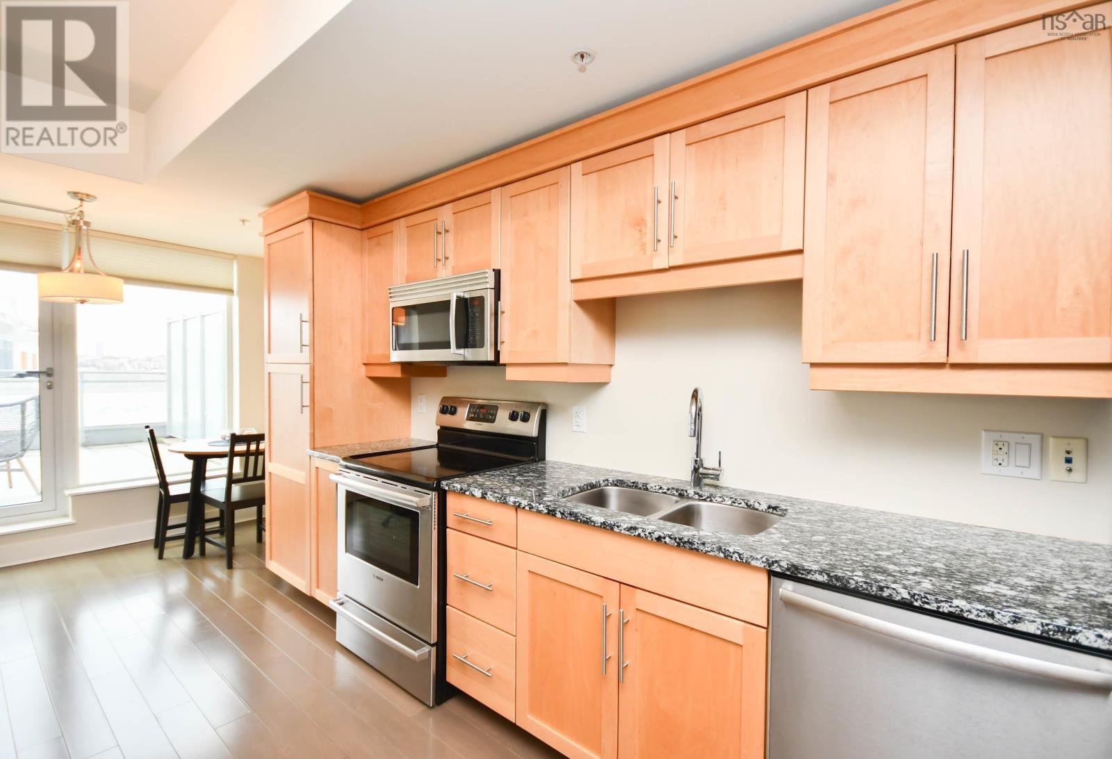 #405 31 KINGS WHARF PLACE - 4
