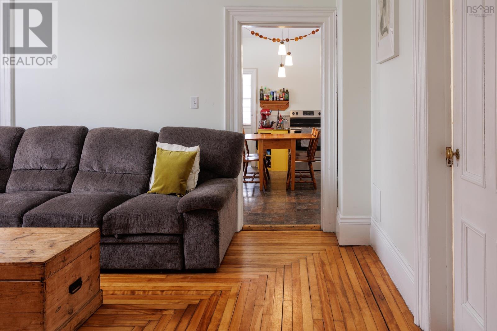 Property 15 of 49 of 222 Brunswick Street